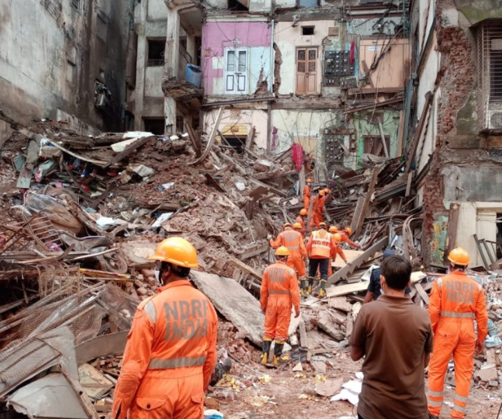 Building Collapse in Malad Malwani Maharashtra government announces Rs
