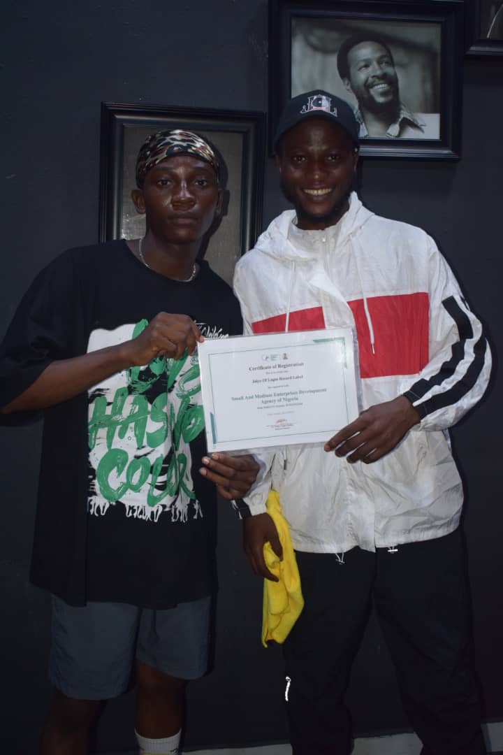 [E-news] Jaiye of Lagos records finally launched!! See pictures!!! #Arewapublisize [E-news] Jaiye of Lagos records finally launched!! See pictures!!! #Arewapublisize