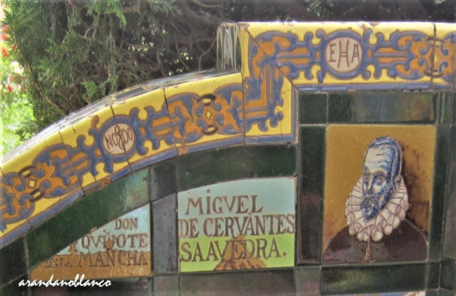 parquemarialuisaencinarosa Glorieta de Cervantes / Plaza de América