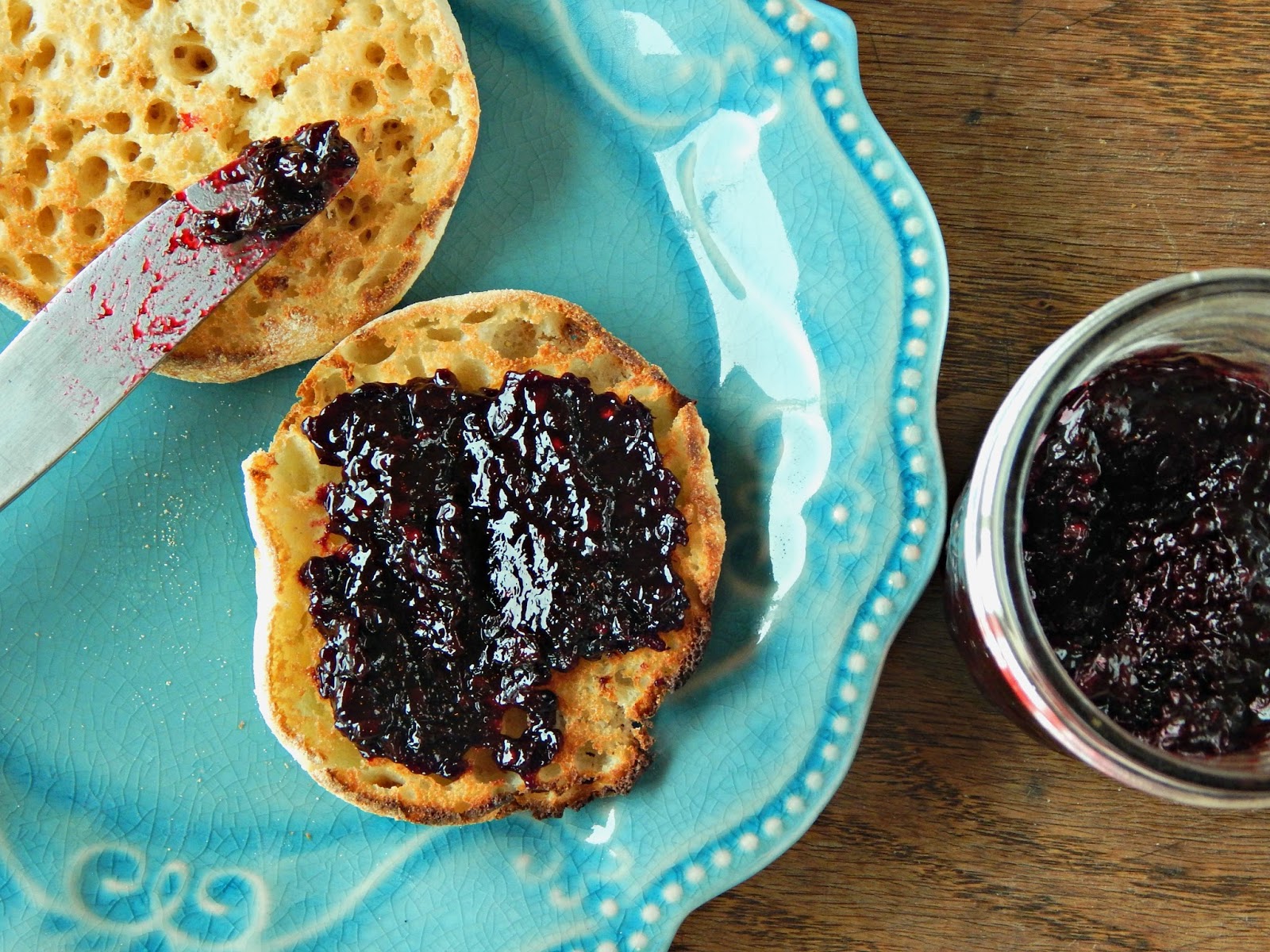 Low Sugar Blackberry Jam (No Added Pectin, with a Seedless Option