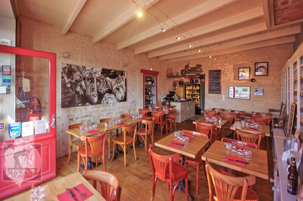 Le Resto des Quais Vive la vie à Marans