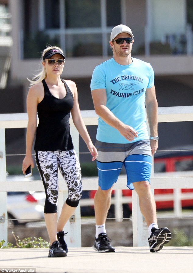 easy mese Shane Watson's wife Lee Furlong flaunts her trim physique in