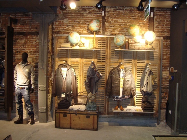Jabón Centro de producción influenza De tiendas] Tienda Pepe Jeans de Fuencarral, puro industrial – Virlova Style