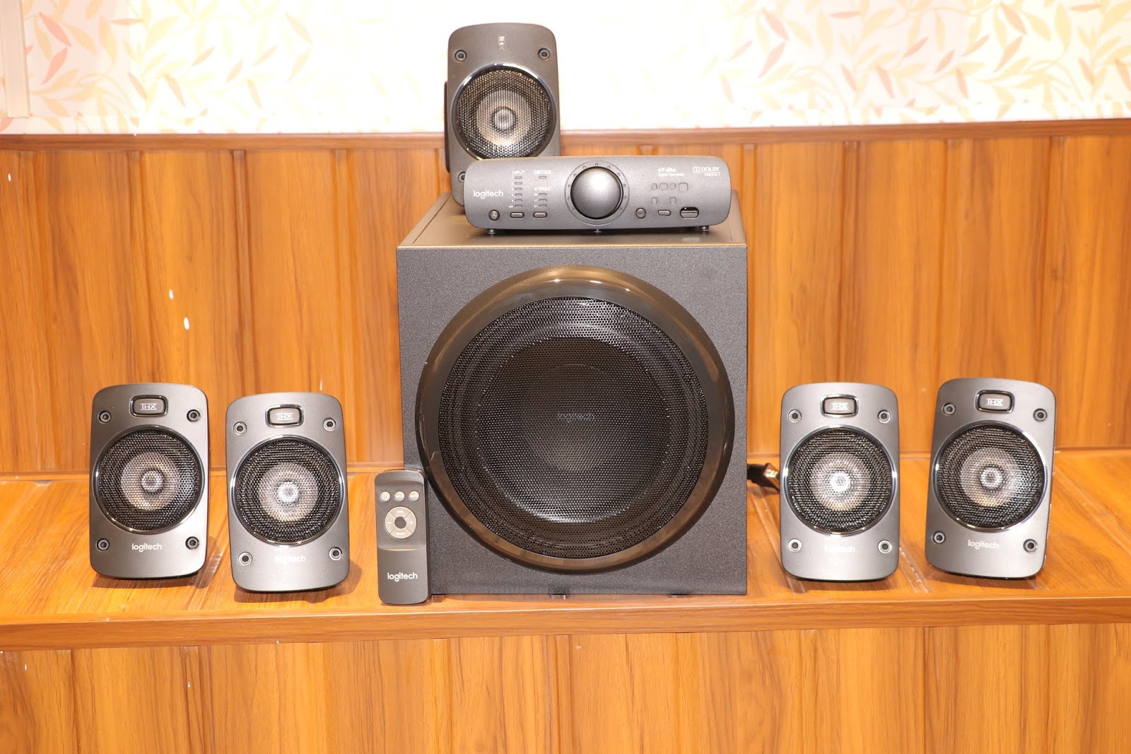 kreativ velordnet Afbestille Best Surround Sound Speaker System Under 20K | Logitech Z906 Review | Best  Speakers With Dolby Digital, DTS & THX Certification
