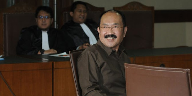 Kelakuan ajaib Fredrich Yunadi di persidangan kasus merintangi penyidik KPK Kelakuan ajaib Fredrich Yunadi di persidangan kasus merintangi penyidik KPK