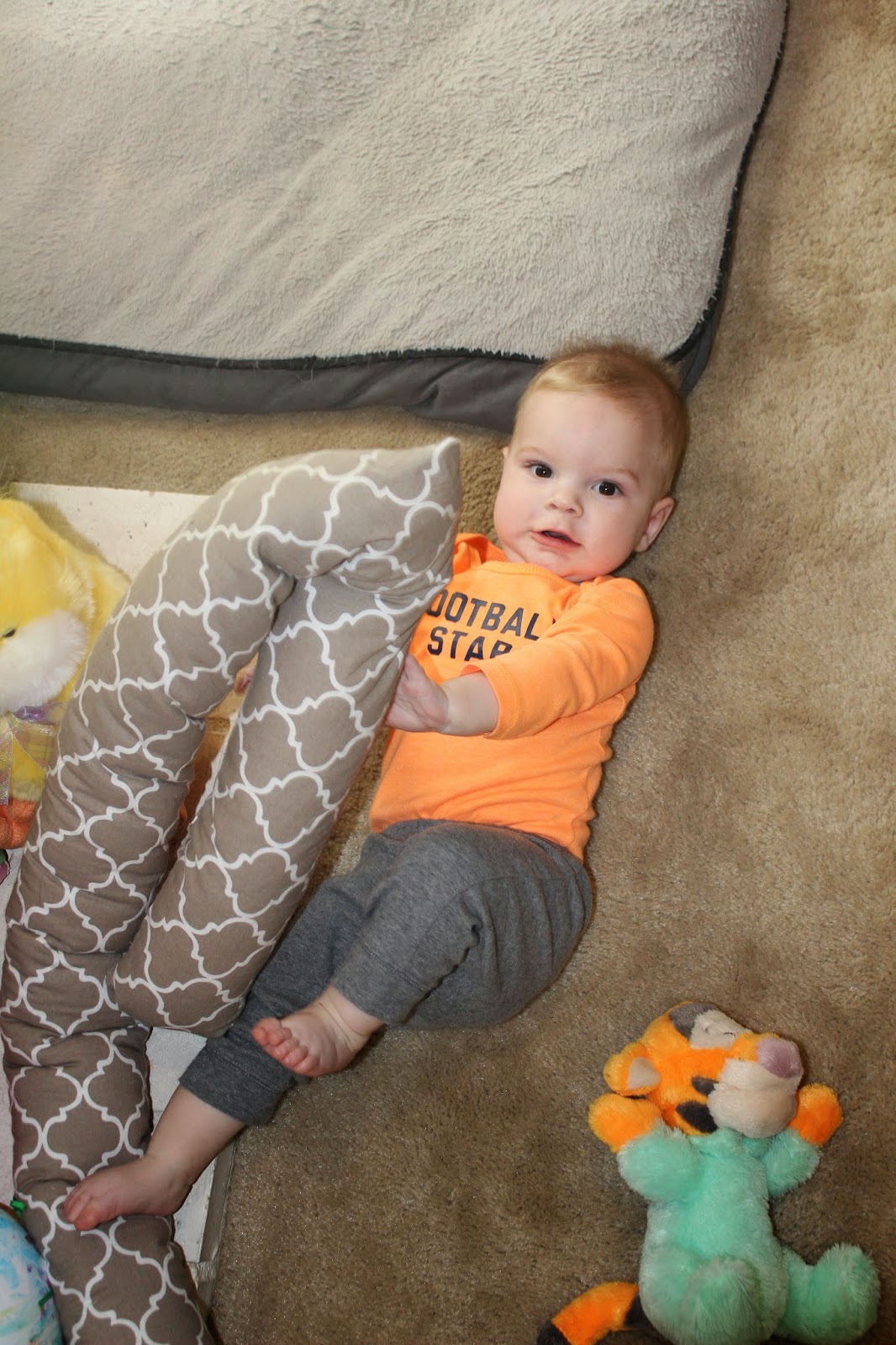 Kaylin Kristine DIY Baby Bumper for your Fireplace