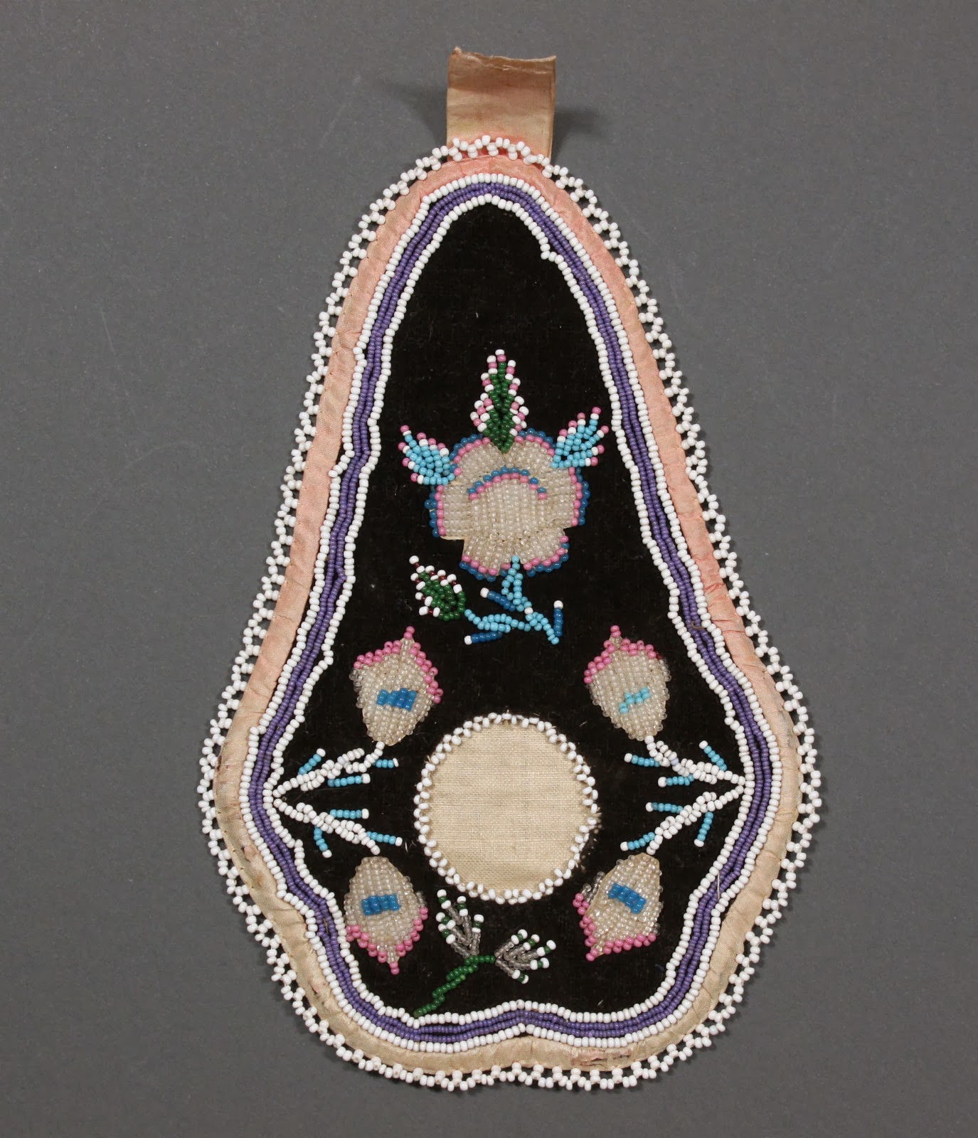 Historic Iroquois and Wabanaki Beadwork: Early Haudenosaunee (Iroquois ...