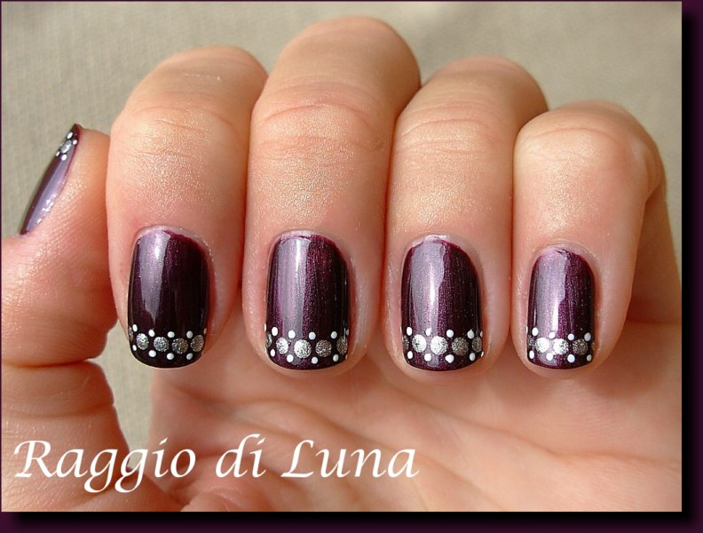Raggio di Luna Nails: Silver & white dots on Plum Noir