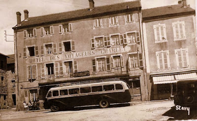 CPA Auvergne autobus