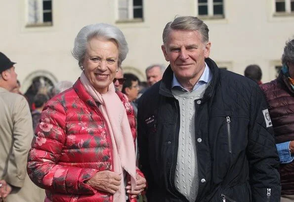 Princess Benedikte is patron of WBFSH. Elie Saab grey embroidered sequin silk gown and carried Bottega Veneta knot clutch