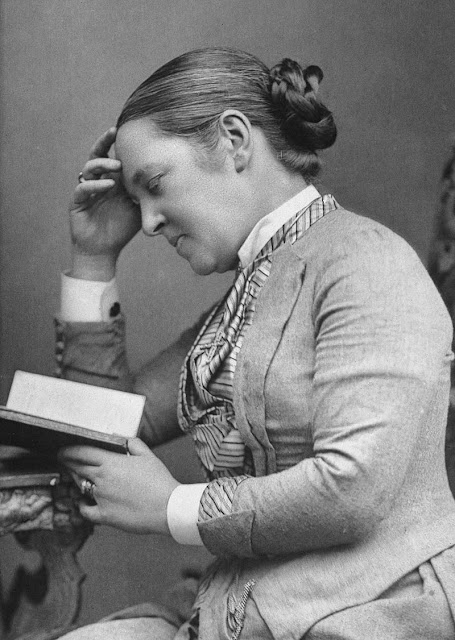 Elizabeth Garrett - Anderson