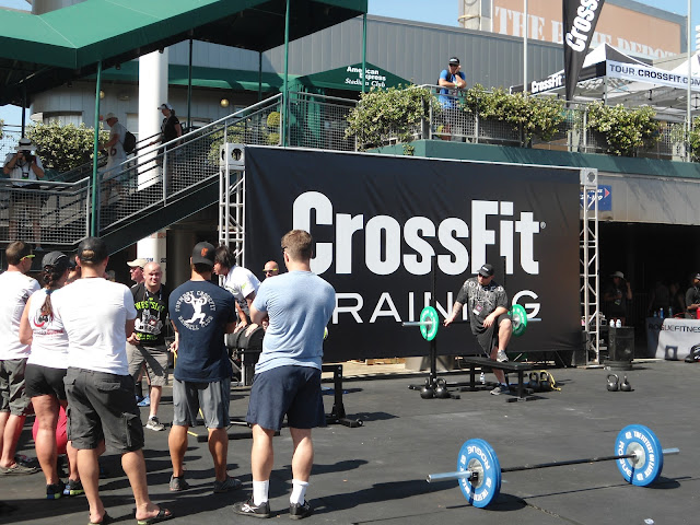 Image of spectators in a circle talking at the 2012 CrossFit Games