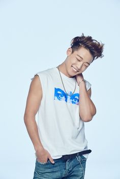 ♥^Kpopers^indonesia^ ♥ : Urutan member ikon tertampan