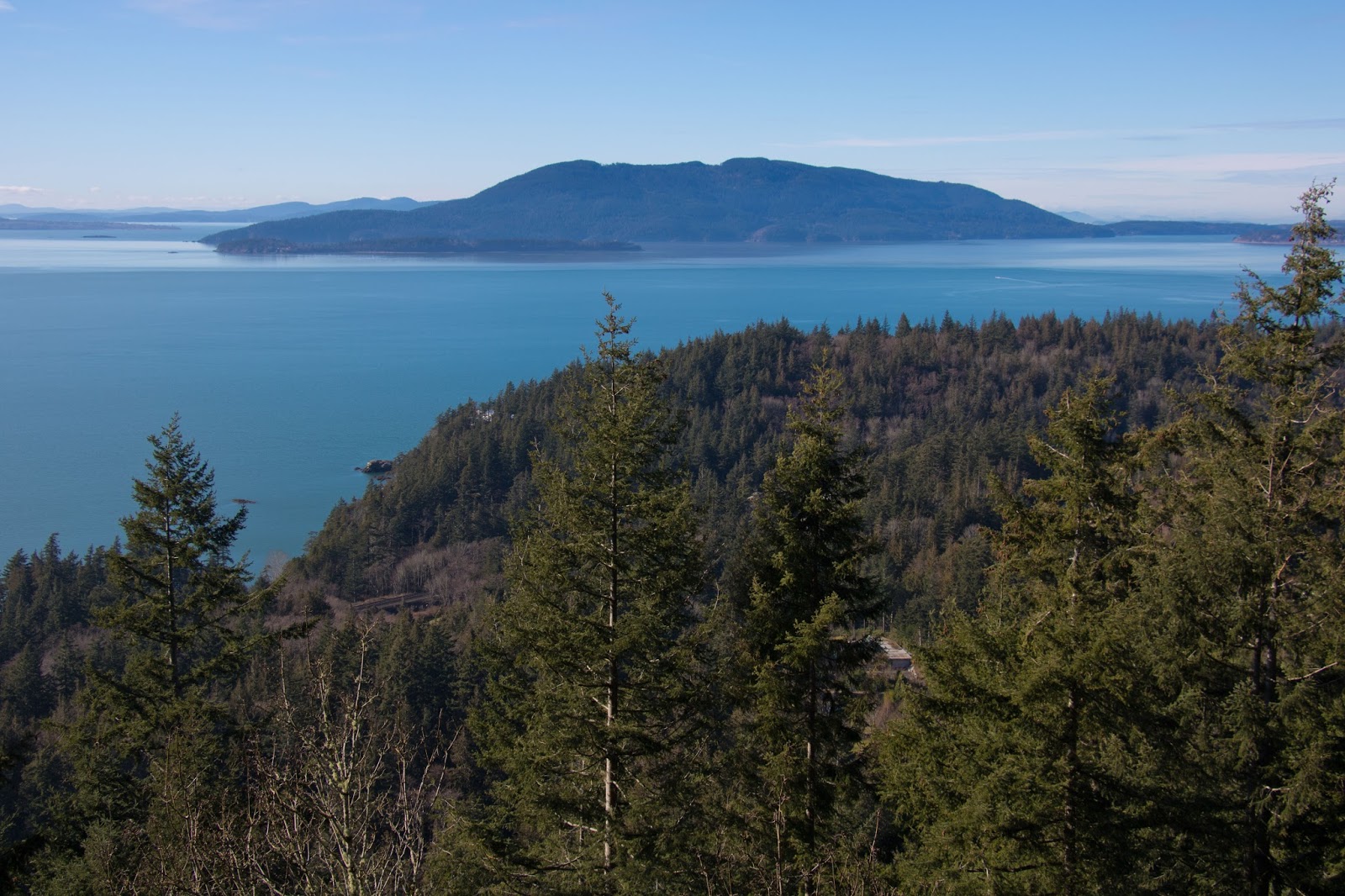Hiking Shenandoah: Fragrance Lake
