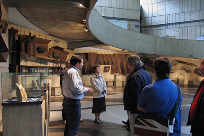 Visita de socios de Grucomi al Museo de Geología de Oviedo