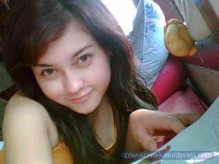 cewek cantik