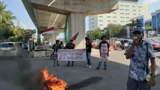 LSI Denny JA: Awas Krisis Sosial, Saat Ini Publik seperti Rumput Kering yang Mudah Terbakar LSI Denny JA: Awas Krisis Sosial, Saat Ini Publik seperti Rumput Kering yang Mudah Terbakar