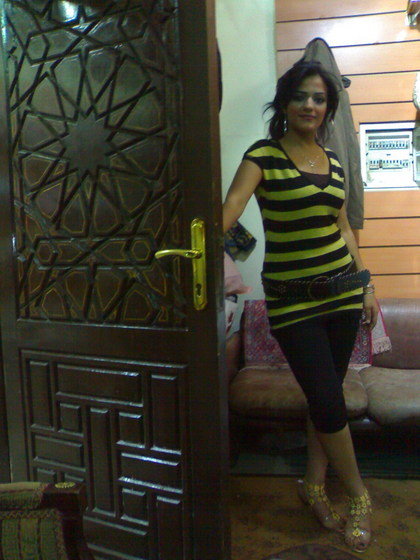 Sweet Arab Girls Beautiful Arab Girl At Her Apartment 