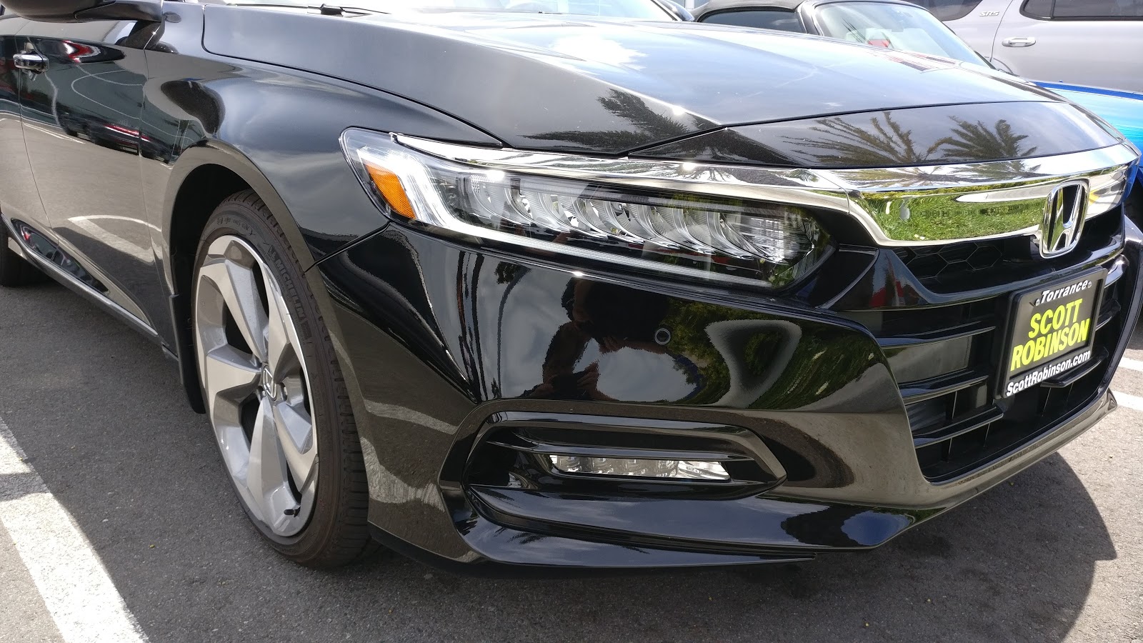 East-West Brothers Garage: Test Drive: 2018 Honda Accord Touring 2.0T