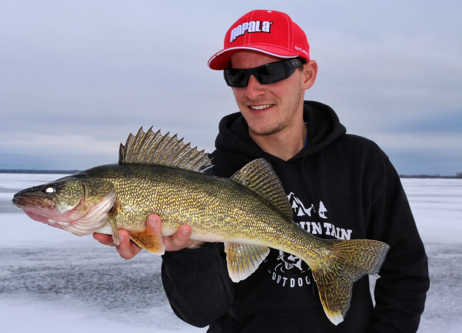 Bay of Quinte Hardwater Walleye