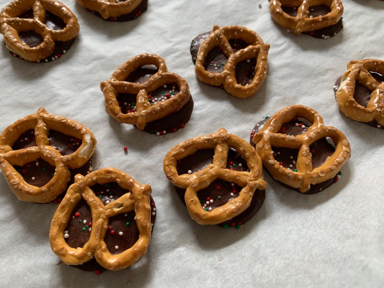 The Vegan Mouse Chocolate Pretzels