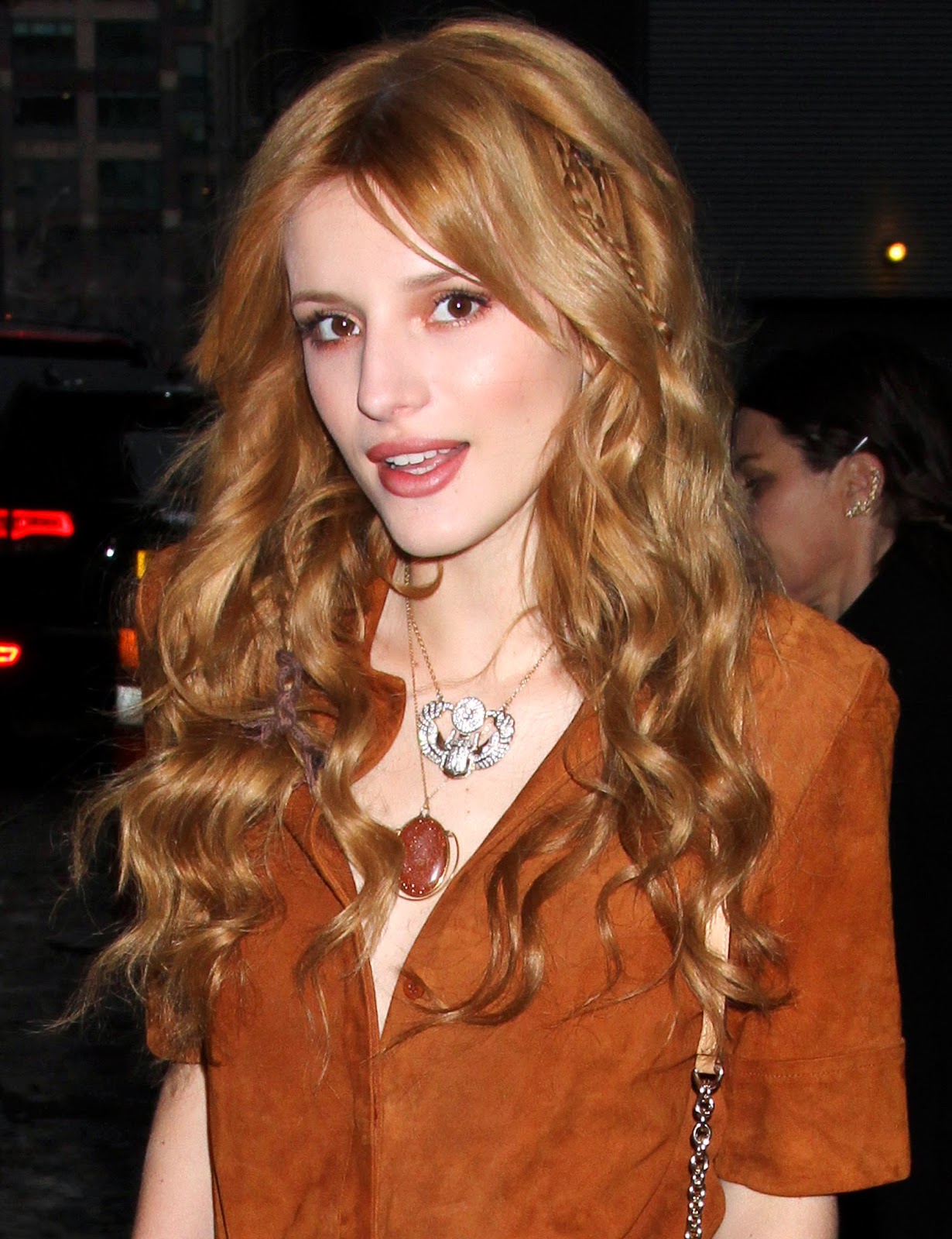 Bella Thorne: Bella Thorne - Diane Von Furstenberg Fashion Show en New York