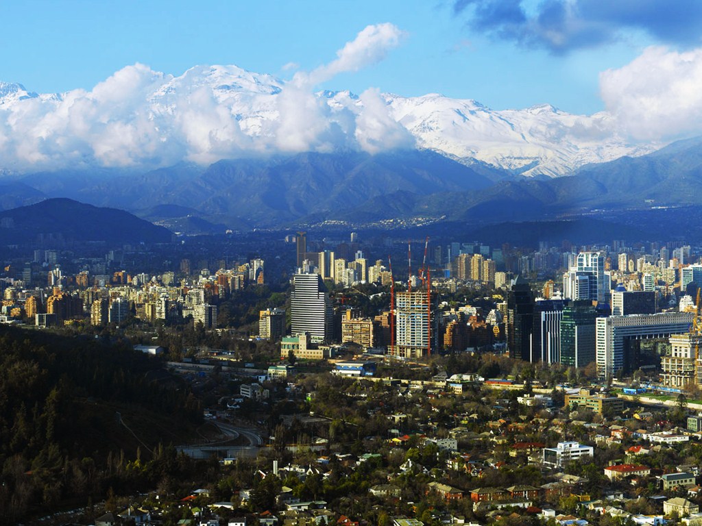Чили фото. Сантьяго Чили. Столица Чили Сантьяго. Аргентина Сантьяго де Чили. Южная Америка Чили столица.
