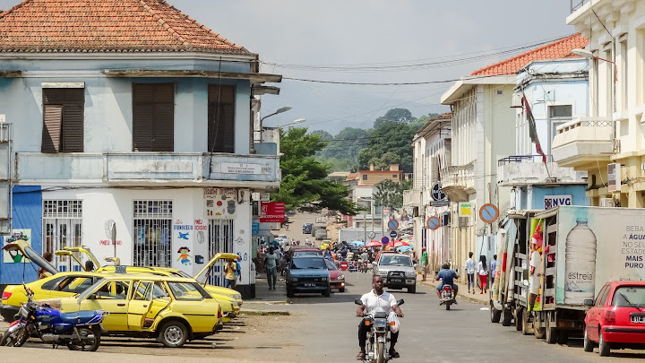 Rue de Mocambique in Sao Tome capital