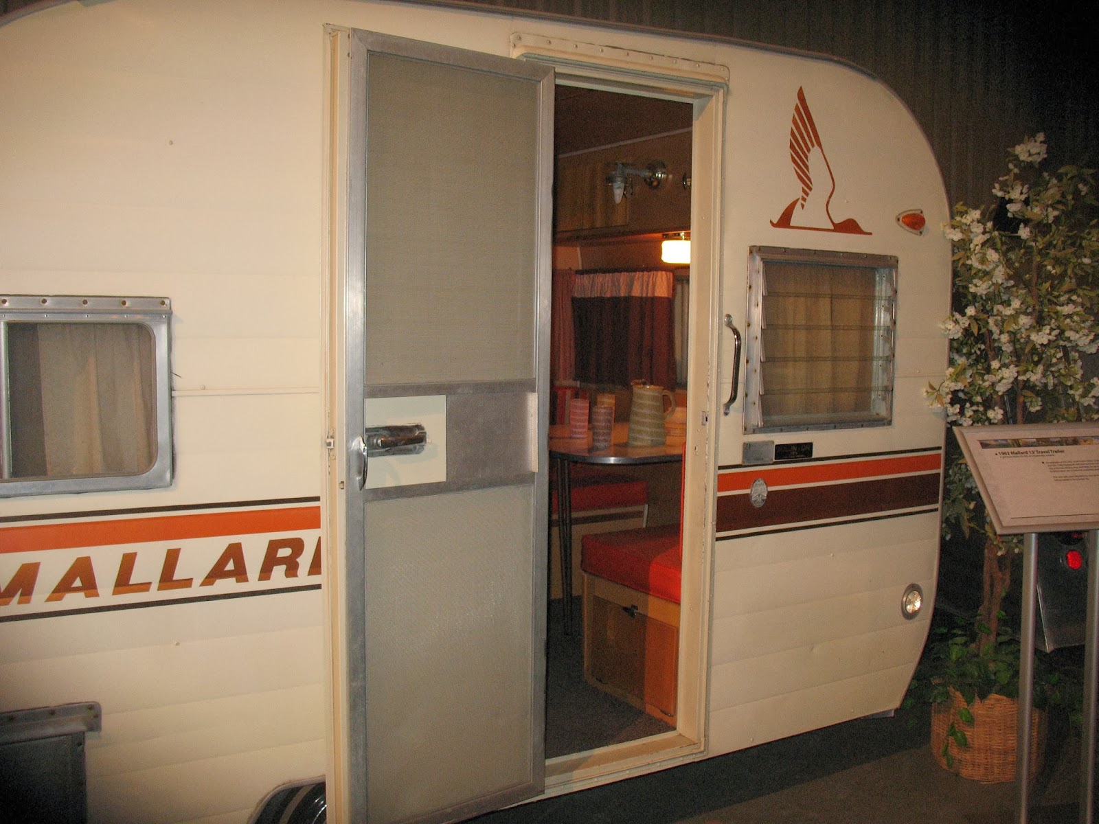 Doing It On The Road(Part II) The RV Hall Of Fame and Museum, Elkhart