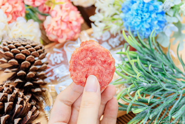 彰化人氣伴手禮推薦，水根肉乾竟然推出隨行包啦！方便好吃又不沾手，隨身就能帶著走！