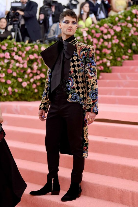 25 Dramatic And Bold Looks: Met Gala 2019 Outfits - 'Camp' Theme ...