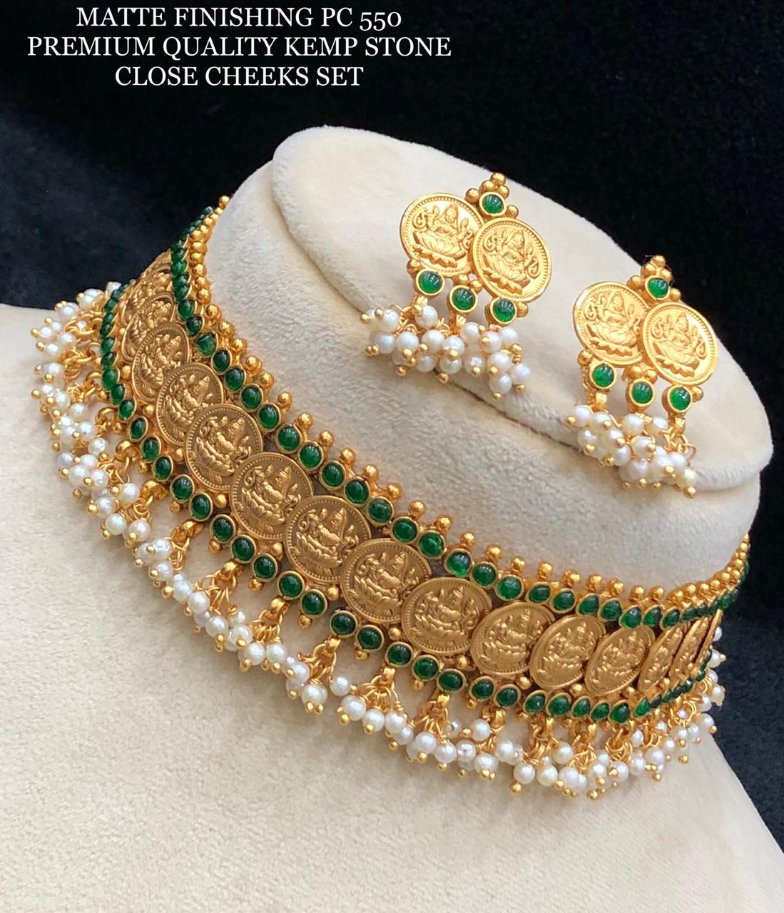 Latest Matt Finish Gold Short Necklace 2021 - Indian Jewelry Designs