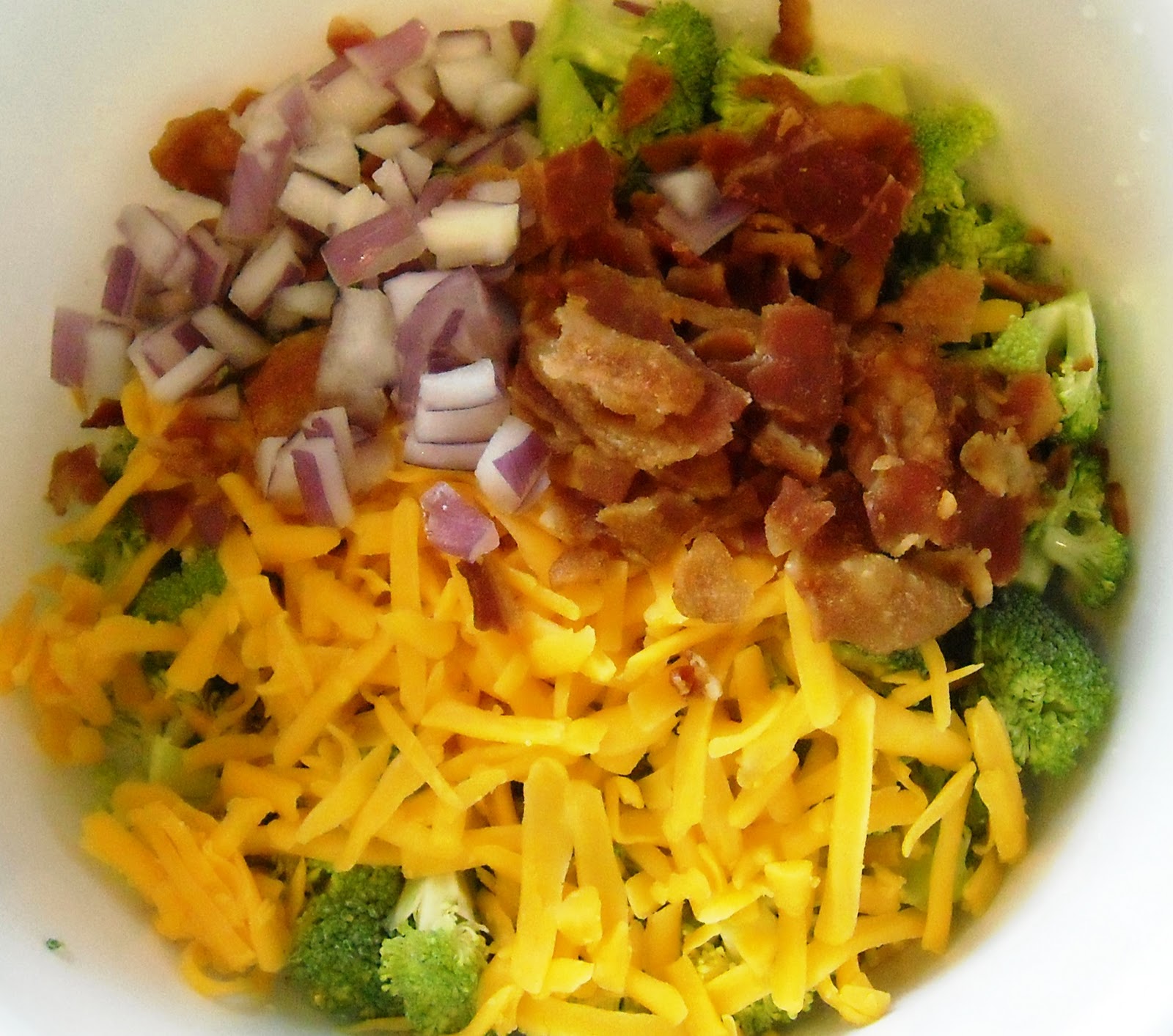 So NOT Betty Crocker! Broccoli Salad Yum Yum