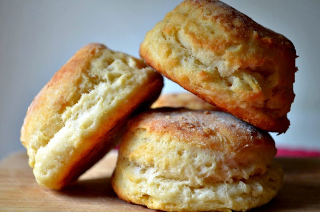 Perfectly Fluffy Vegan Biscuits #vegan #biscuit #vegetarian #easy #healthy Perfectly Fluffy Vegan Biscuits #vegan #biscuit #vegetarian #easy #healthy