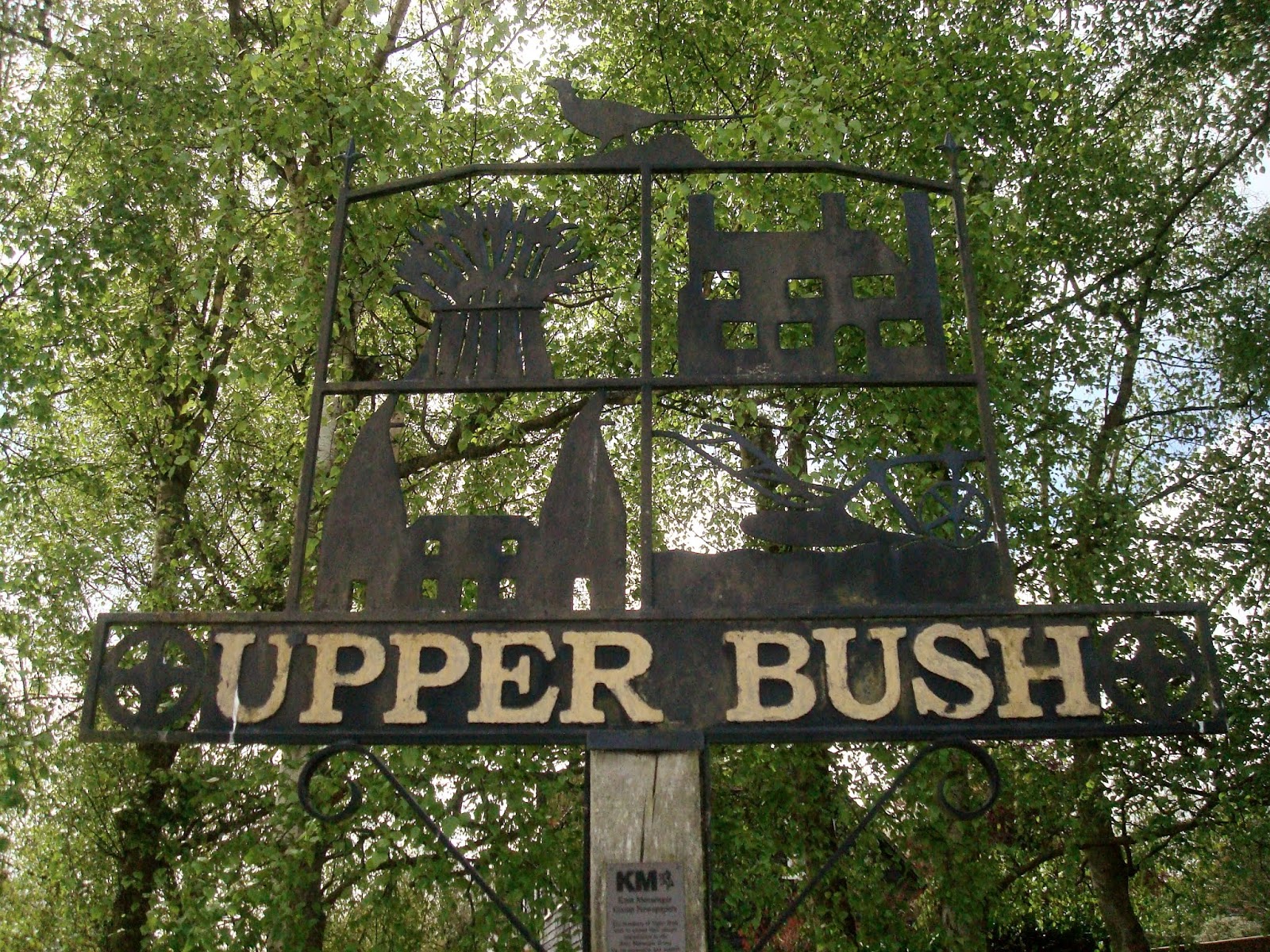 Halling Views... Upper Bush...