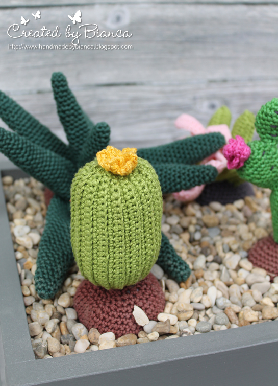 Handmade by Bianca Mein kleiner gehäkelter KakteenGarten