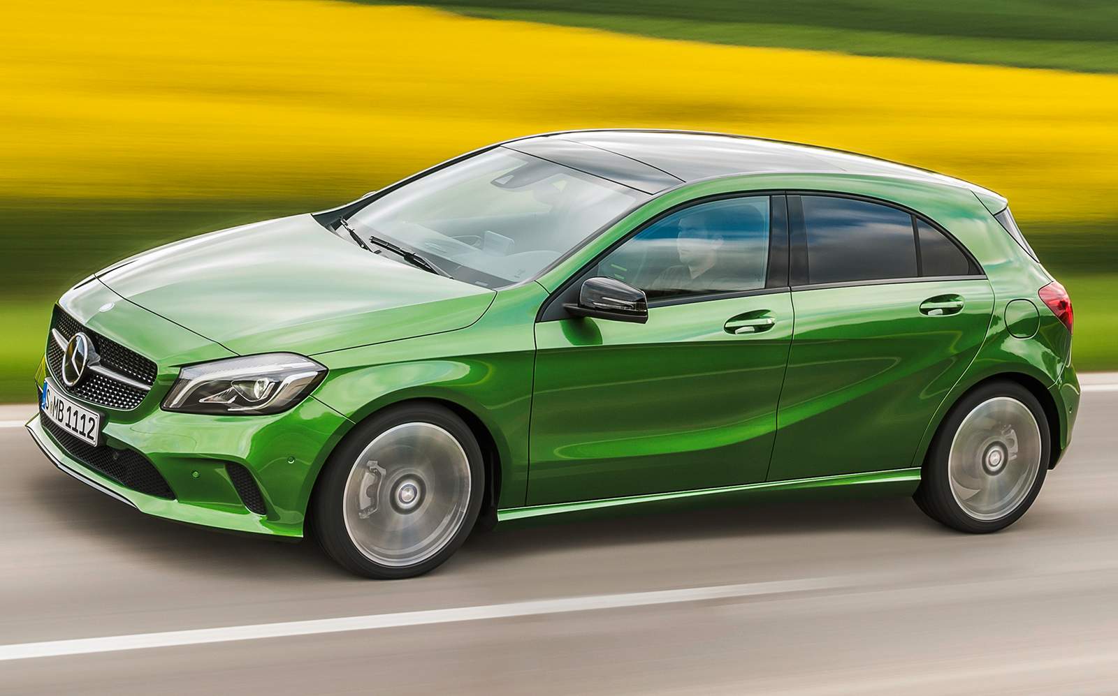 Mercedes Classe A 2016 fotos, vídeo e especificações Mercedes Classe A 2016 fotos, vídeo e especificações