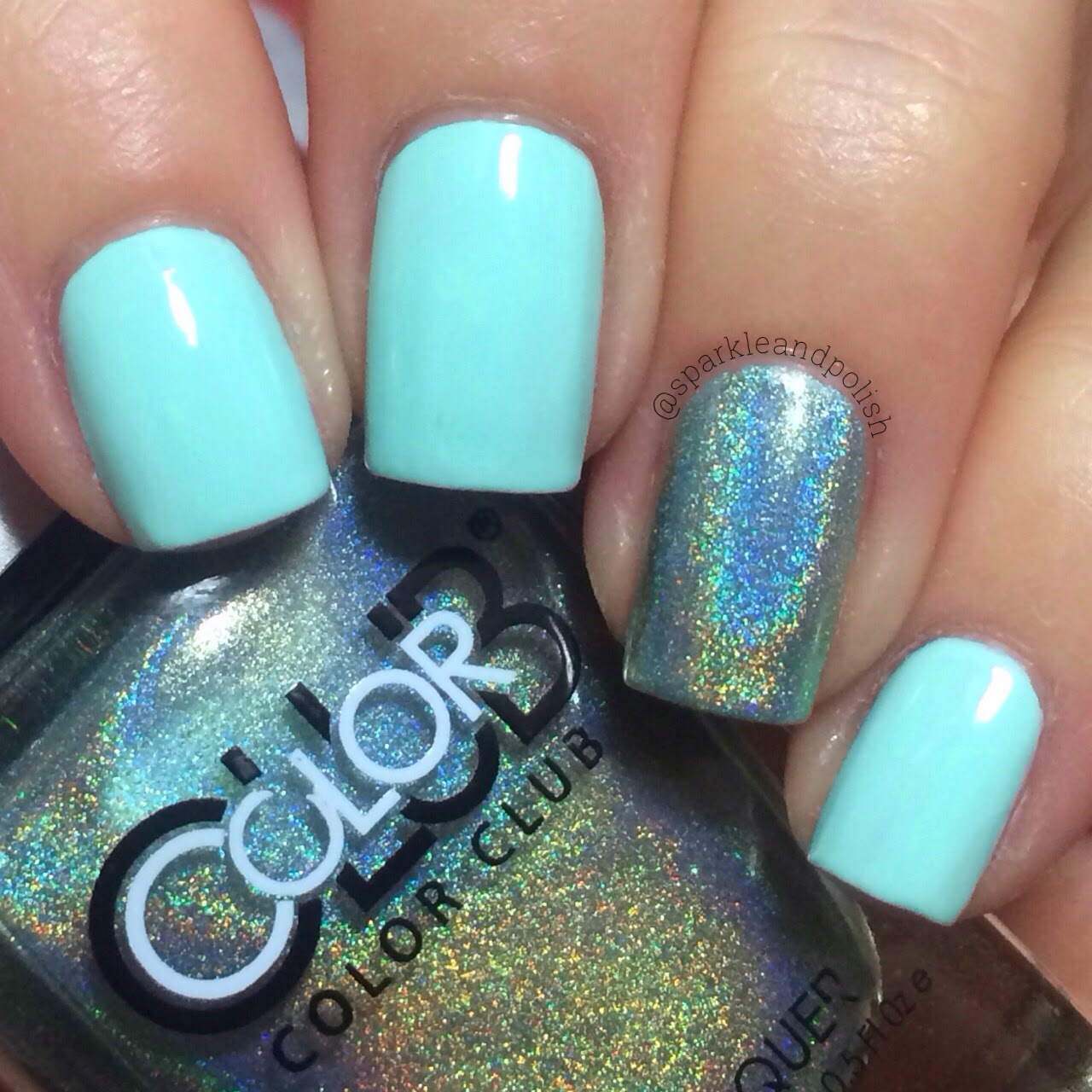 A Little Sparkle and Polish: Holographic Mermaid Nails