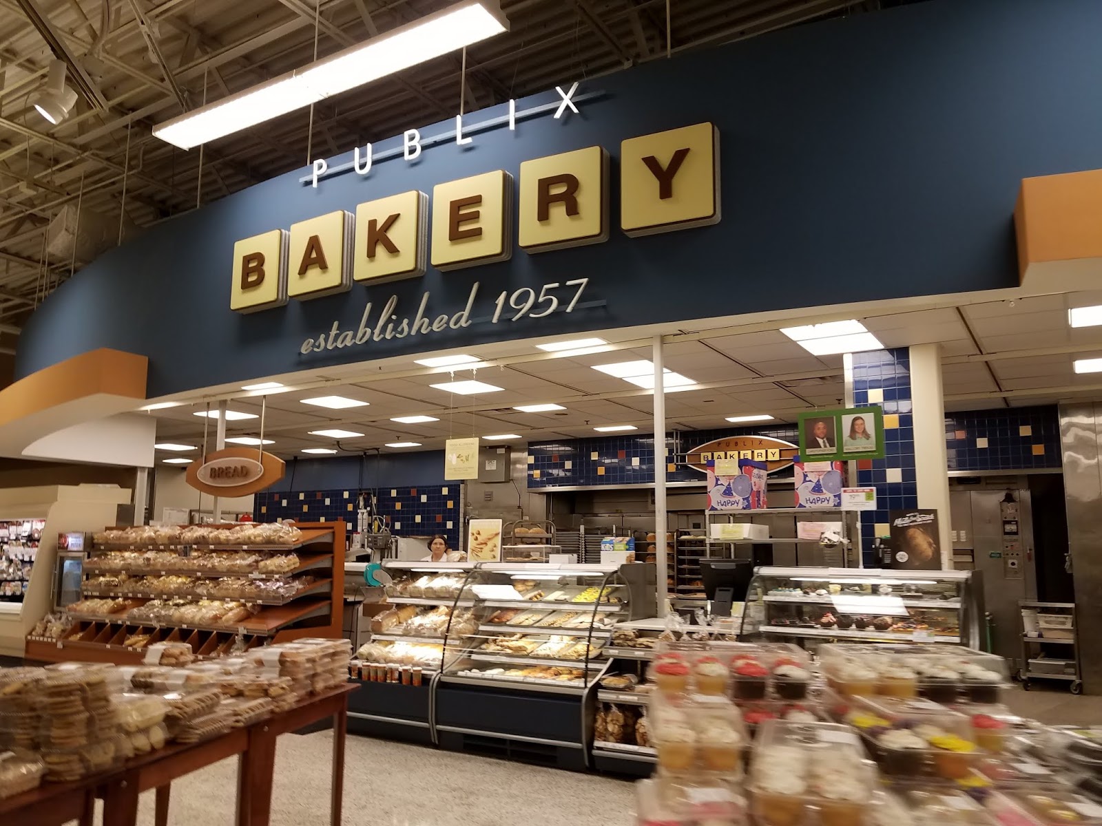 Publix and Gigi's Cupcakes Tampa, FL