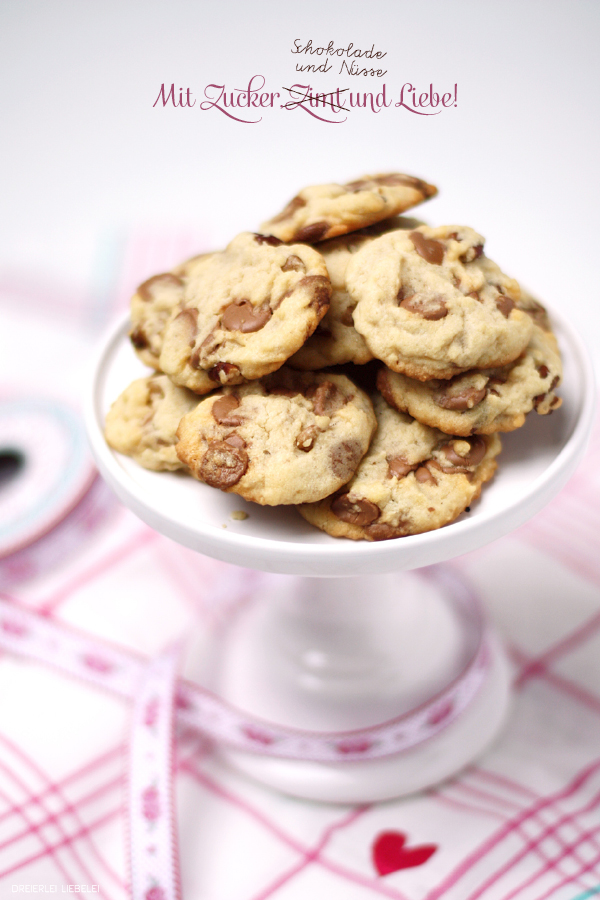 Dreierlei Liebelei: Chocolate Chip Cookies mit Pekannüssen und Fleur de ... Dreierlei Liebelei: Chocolate Chip Cookies mit Pekannüssen und Fleur de ...