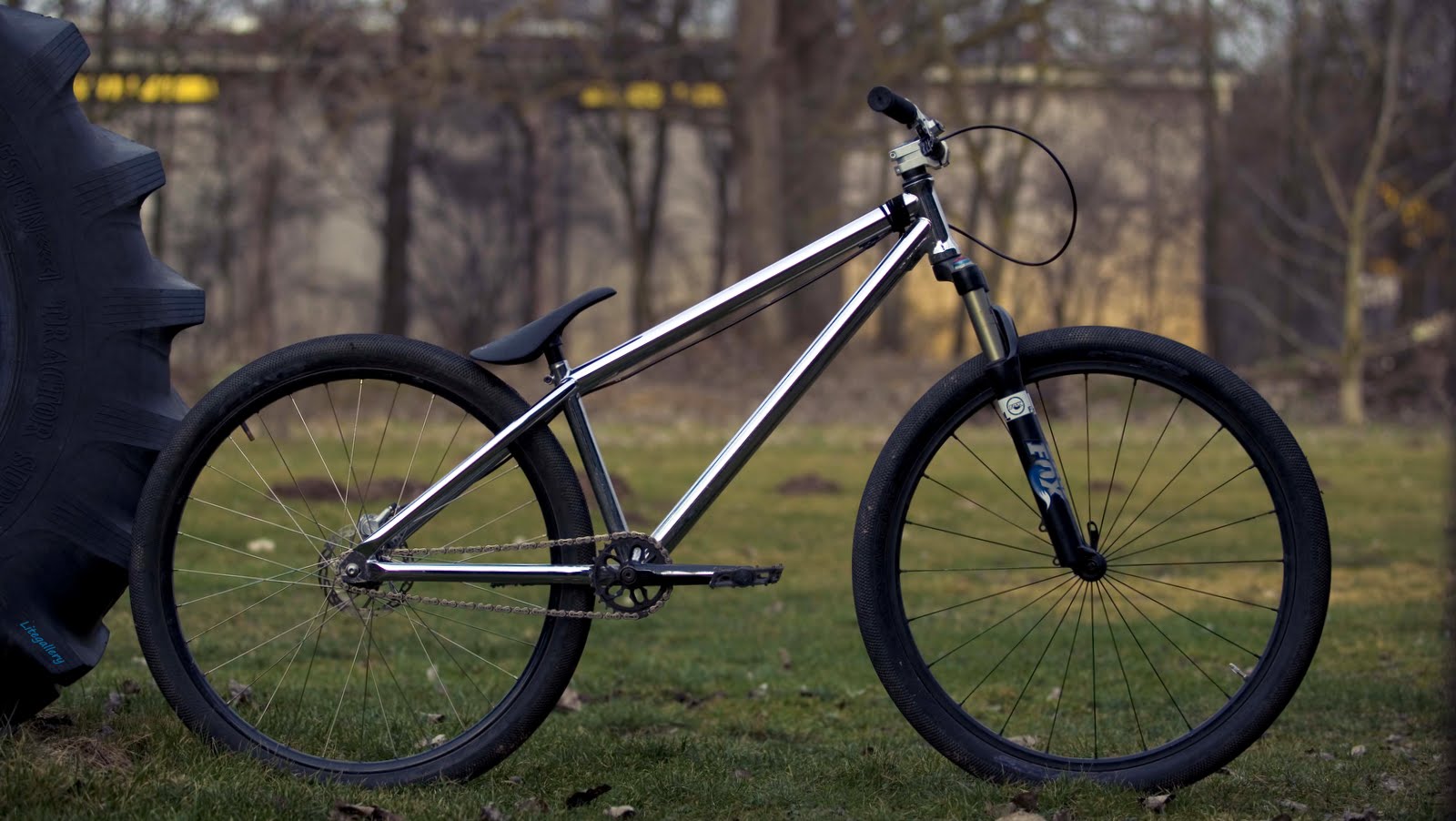 octane dirt jump bike