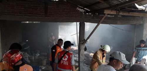 Gara-gara Memasak Ditinggal, Dapur Di Wonotolo Luluh Lantak