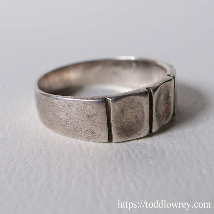 Todd Lowrey Antiques: 銀のブロックを並べて / Vintage Sterling Silver Ring