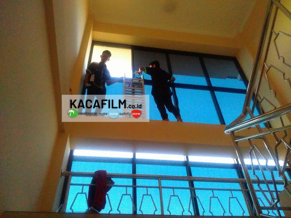 pemasangan kaca film gedung Setiabudi Jakarta Selatan harga murah