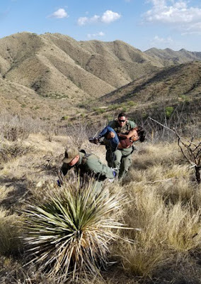 Salvan vida a migrante guatemalteca en desierto de Arizona