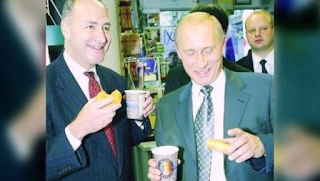 Flashback: Chuck Schumer Meets with Putin in New York City