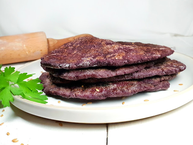 NAAN (pain indien) SANS GLUTEN à la FARINE DE MAÏS VIOLET