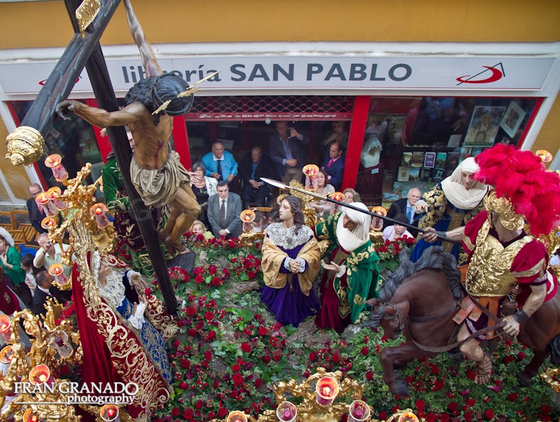 http://franciscogranadopatero35.blogspot.com/2014/11/la-hermandad-de-la-lanzada-miercoles.html