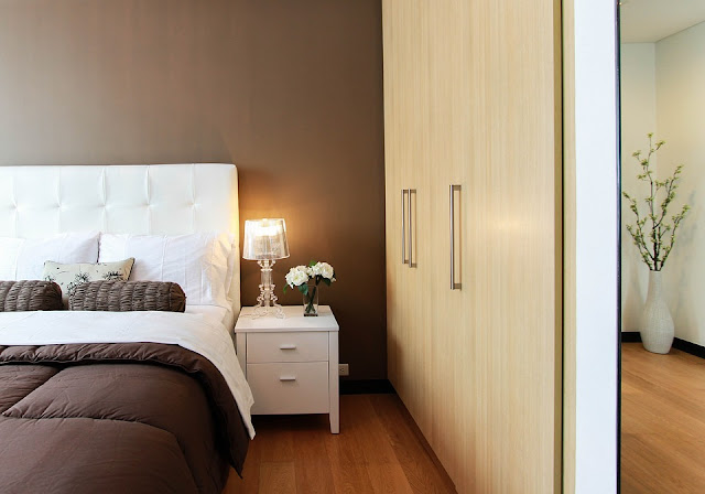 camera da letto-color tortora-arredamento