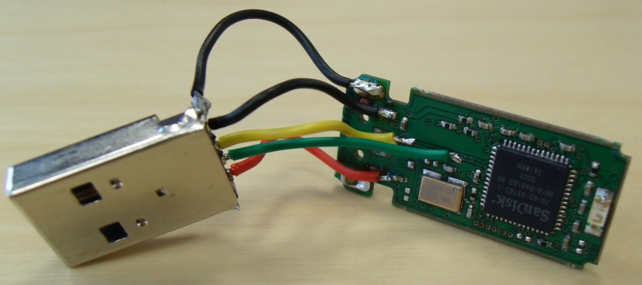 3l3ktronik USBStick repariert 3l3ktronik USBStick repariert